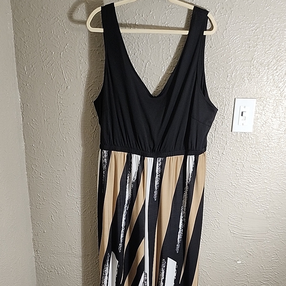 Avenue Black and Cream Sleeveless Jumpsuit